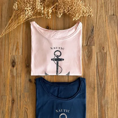Lot de 2 t-shirts esprit marin – casual & intemporel 🌸